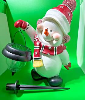 Avon 094000350135 Snowman With Solar Power Lantern Ground Stake / Indoor Or Outdoor 13in