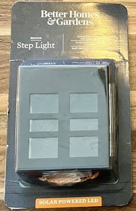 Bhs136182181012 Better Homes & Gardens And New Black Beckon Solar Powered Led Step Light 5 Lumens
