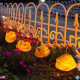 Nfd-4p Brand Liyaoli Solar Rock Lights 4-pack Auto-dimming 8-hour Runtime Ip44 Waterproof