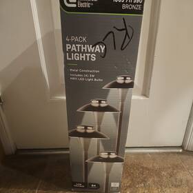 1005711590 Commercial Electric Low Voltage Bronze Outdoor Landscape Path Light 4-pack New