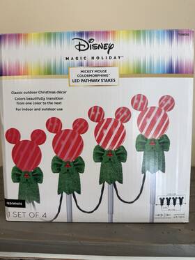11476 Disney Magic Holiday Mickey Mouse Colormorphing Led Pathway Stakes 1 Set Of 4