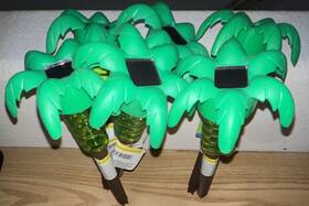 Garden Collection 195464105443 Palm Tree Solar Stake Light 6 Pack Last Up To 8hrs