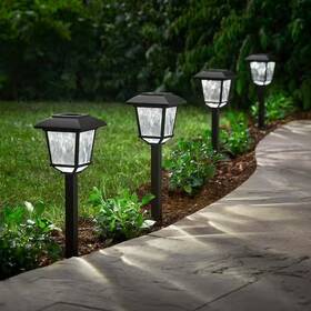Hampton Bay 842674052455 Pathway Lights 4-pack Solar-powered Battery-backed Terrace Park