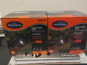 Harbor Breeze 840623104392 Solar Led Landscape Flood Light 30 Lumens Grey Rock Style 2 Pack