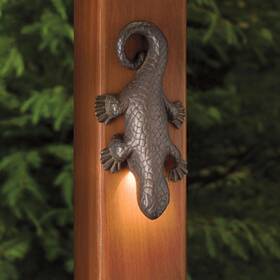 Kichler 737995281236 Oak Trail Lizard Cast Brass Wedge Base Socket Deck Light In Olde Bronze
