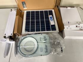 Lmluluda Rbtynld-001 Metal Solar Street Light 100w 10000 Lumens 7500k Daylight Ip65 Dusk To Dawn R/c