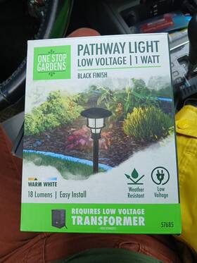 57685 One Stop Gardens New 4ct - Low Voltage 1 Watt Pathway Warm Light 18 Lumens Black