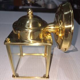 T50140-2 Prime 081069502360 Solid Brass Outdoor Lantern 7.75 Inch X 4 Open Box 100 Watt