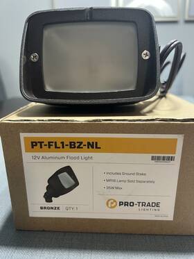Pt-fl1-bz-nl Pro-trade 12v Aluminum Flood Light Bronze No Bulb Included