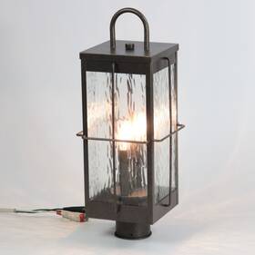 War9008gz Quoizel Post Lantern Gilded Bronze 21 Inch Tall