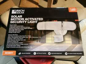 Rich Solar 782901719884 Motion Activated Security Light - White