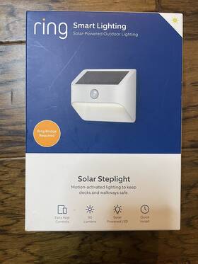 5at1s7ben0 Ring Solar-powered Outdoor Motion-sensor Security Light White Open Box New
