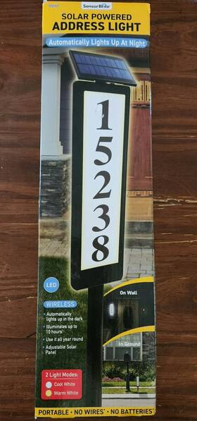 Sensor Brite 735541286230 Solar Powered Address Light Led Wireless Adjustable Pre Owned