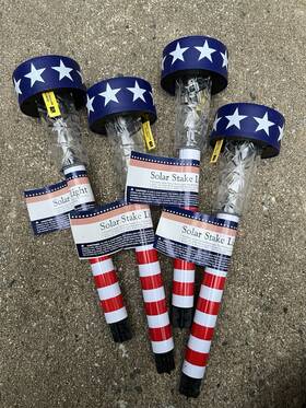 Trueliving Outdoor 430001892111 Lot Of 4 Patriotic Solar Lights Stars And Stripe Usa Red White Blue 14 Inch